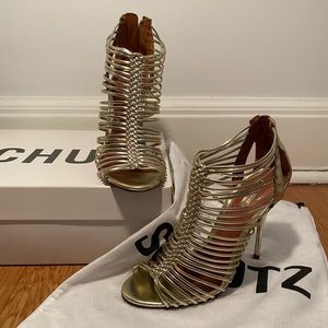 NEW NEVER WORN | SCHUTZ Gold Cara Sandal
